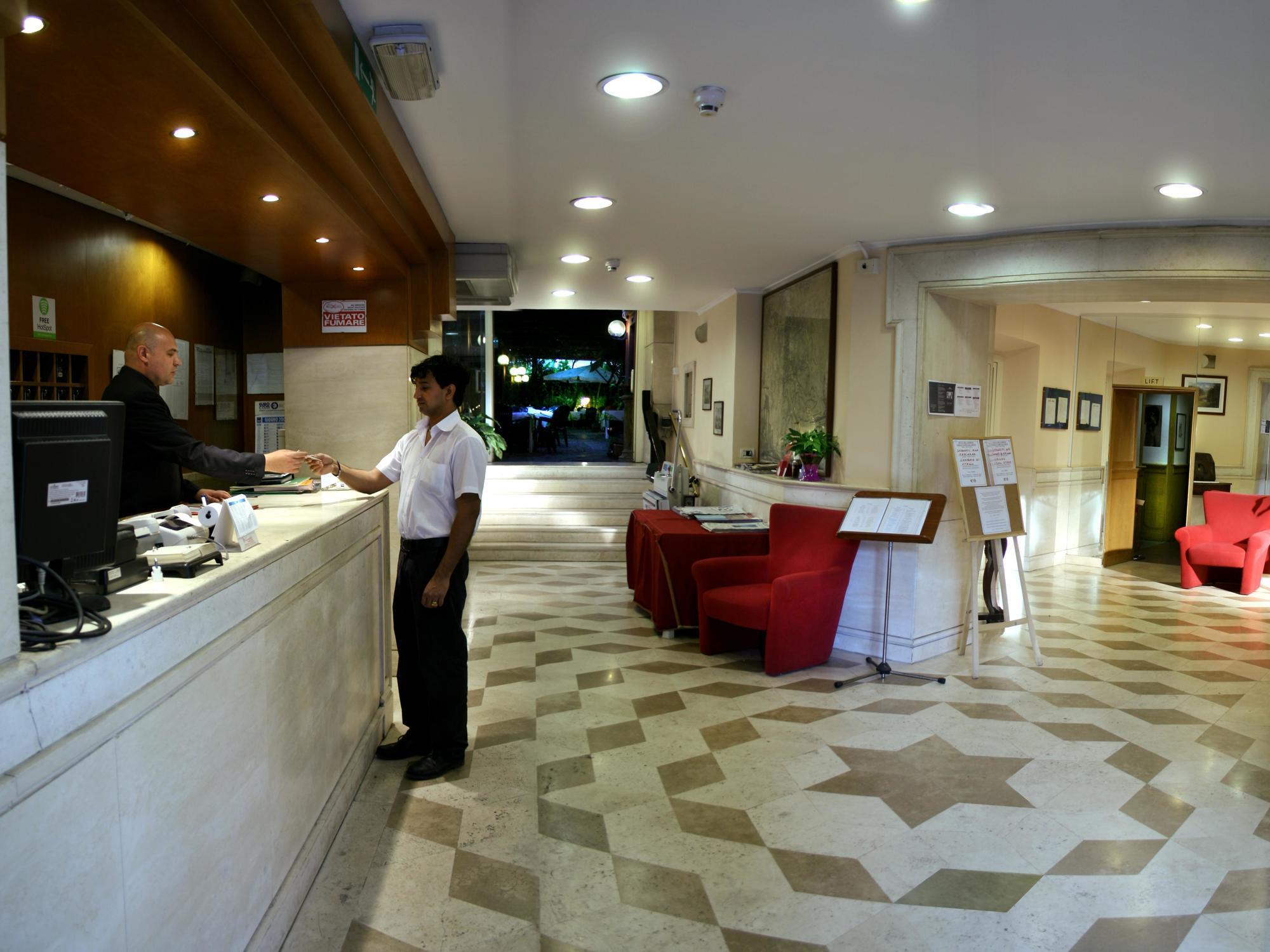 Hotel Delle Muse Рим Екстер'єр фото