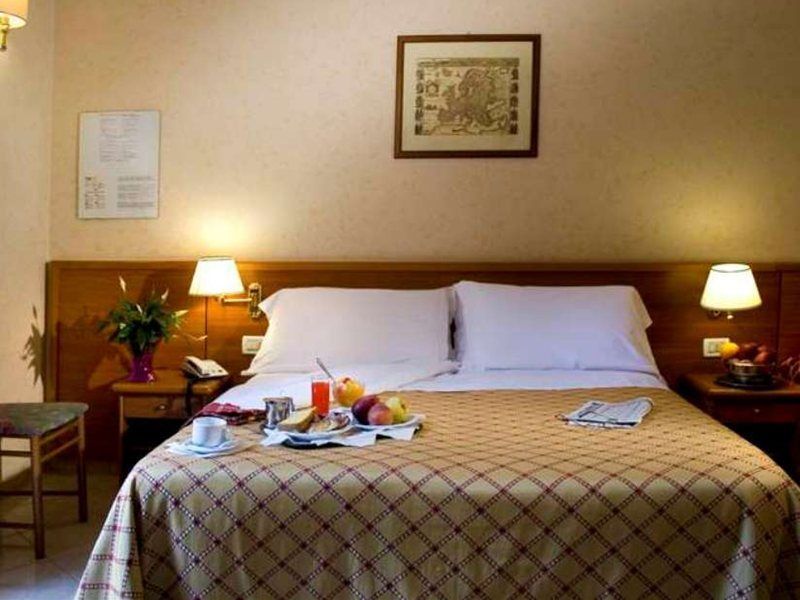 Hotel Delle Muse Рим Екстер'єр фото